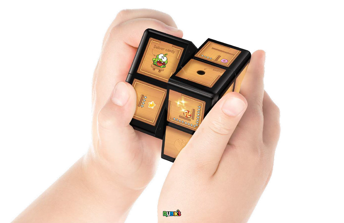 Rubik’s WOWCube, Spin Master