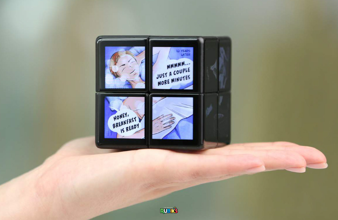 Rubik’s WOWCube, Spin Master