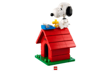 Peanuts: Snoopy’s Doghouse, LEGO
