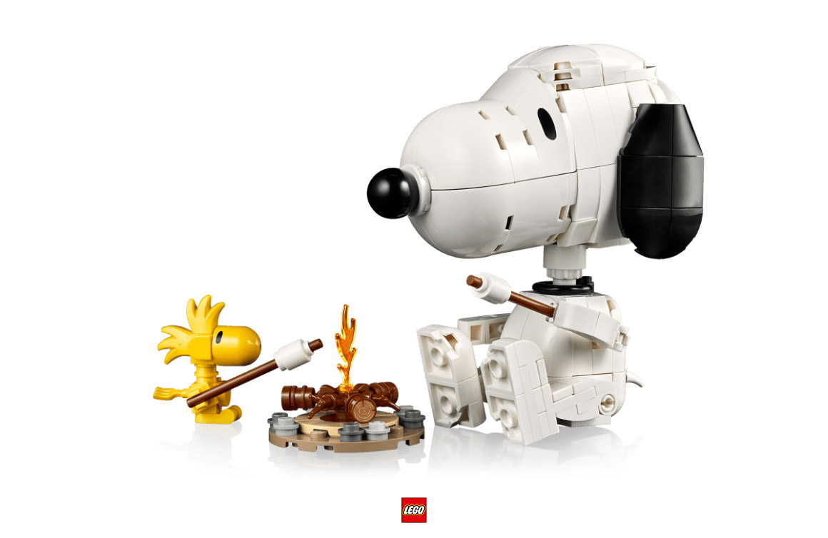 Peanuts: Snoopy’s Doghouse, LEGO